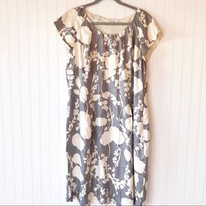 Boden floral gray white silk dress 16R